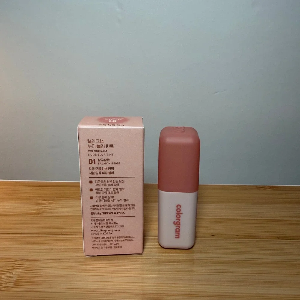 Colorgram nude blur